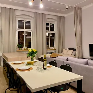 Spacious In The Center- Main Square 300m Apartment Wroclaw