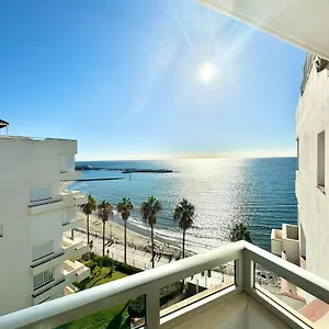 Sea View 1st Line Free Parking Apartment Marbella