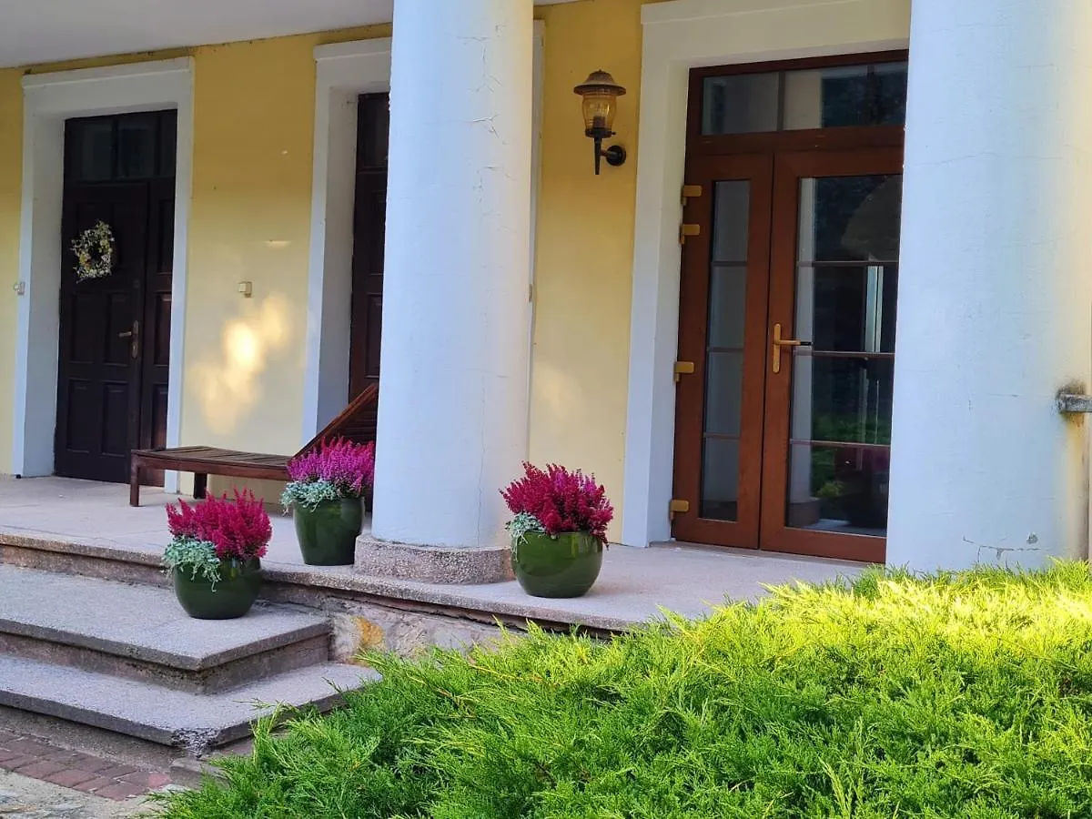 Wrzosowe Siedlisko Villa Czosnow 0*,  Poland